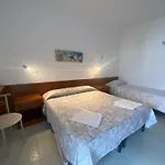 Bed and Breakfast Alex 4*