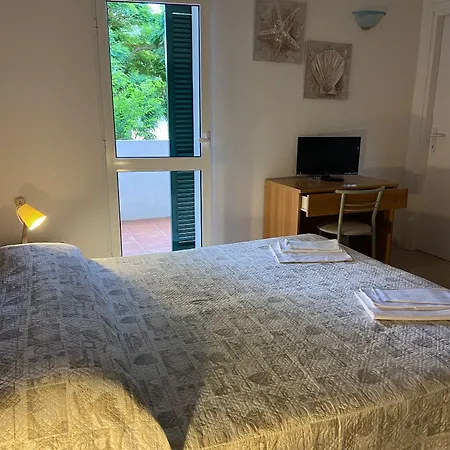 Alex Nocleg ze śniadaniem Capoliveri (Isola d'Elba)