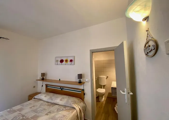 Alex Bed & Breakfast 4*