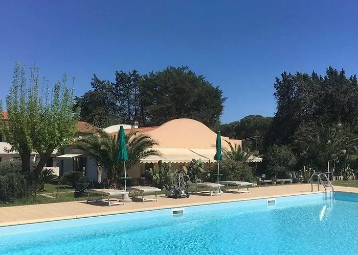 Alex 4* קאפוליברי