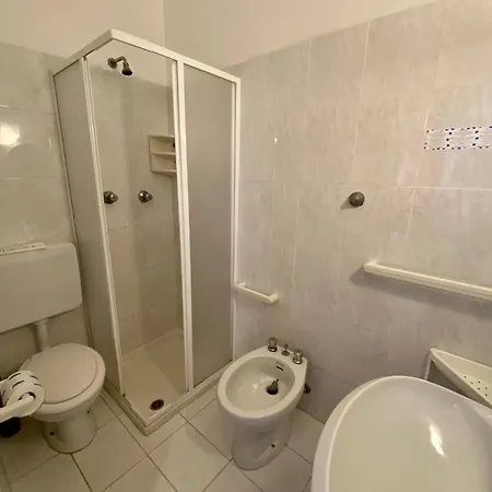 Alex Bed & Breakfast *