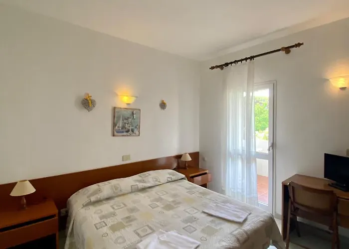 Bed & Breakfast Alex 4*